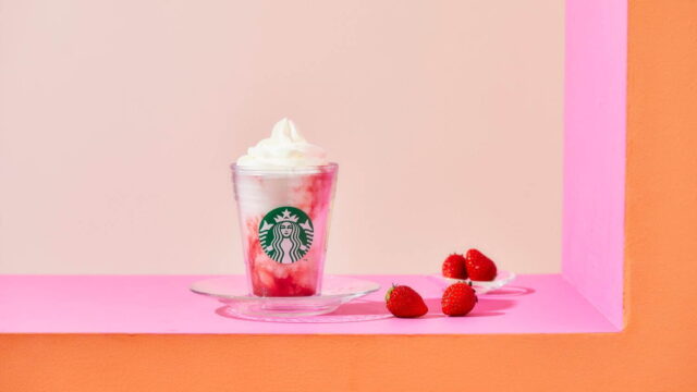 スタバ新作 ストロベリーフラペチーノのカロリーとカスタマイズ 販売期間のまとめ 東京カフェ